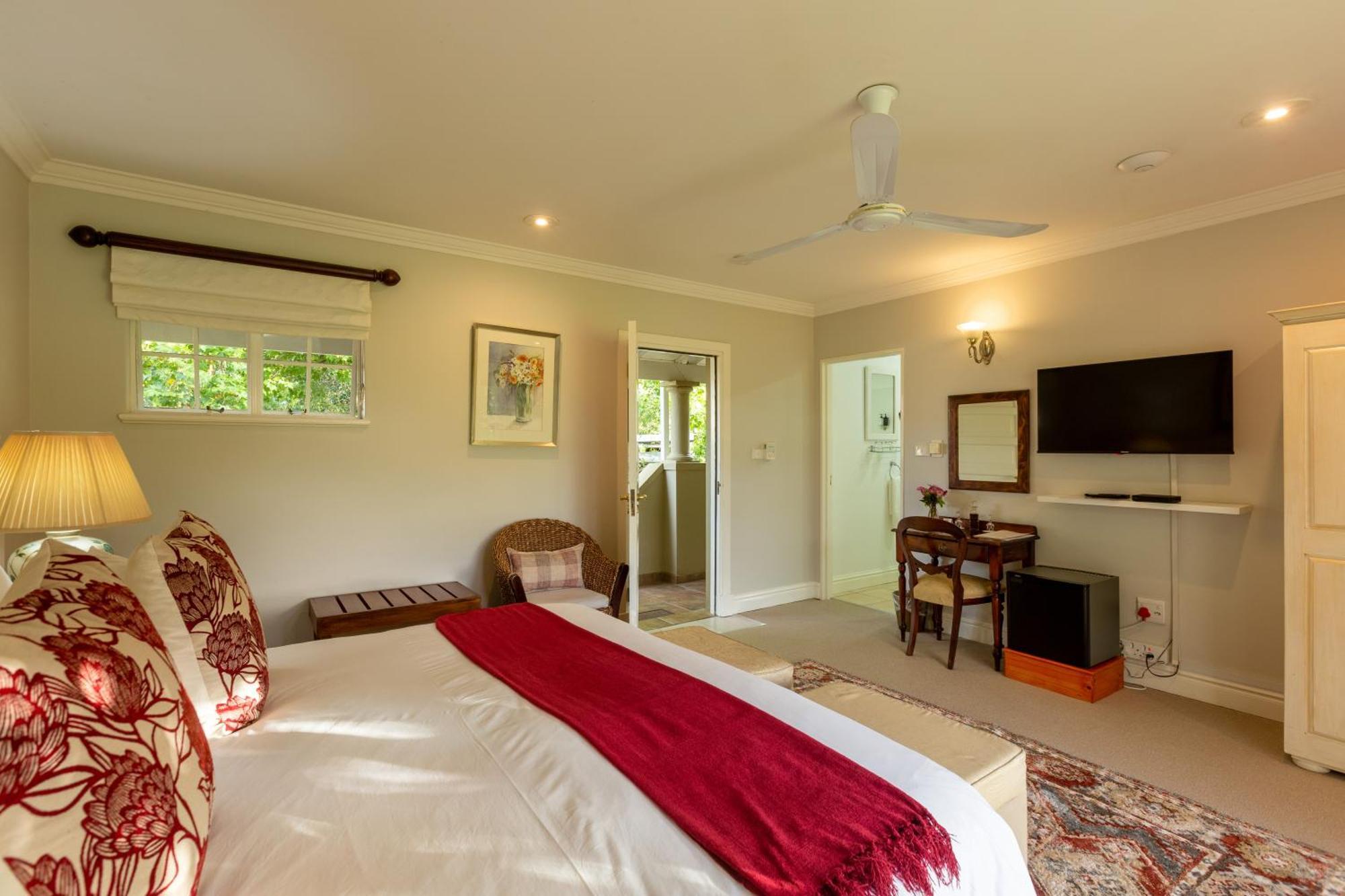Moorcroft Manor Boutique Country Hotel Хаймвилль Экстерьер фото